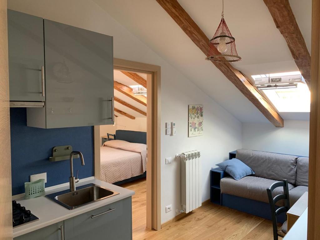 Ferienwohnung Alla Scaletta B Triest Exterior foto